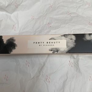 Precision blending brush 230